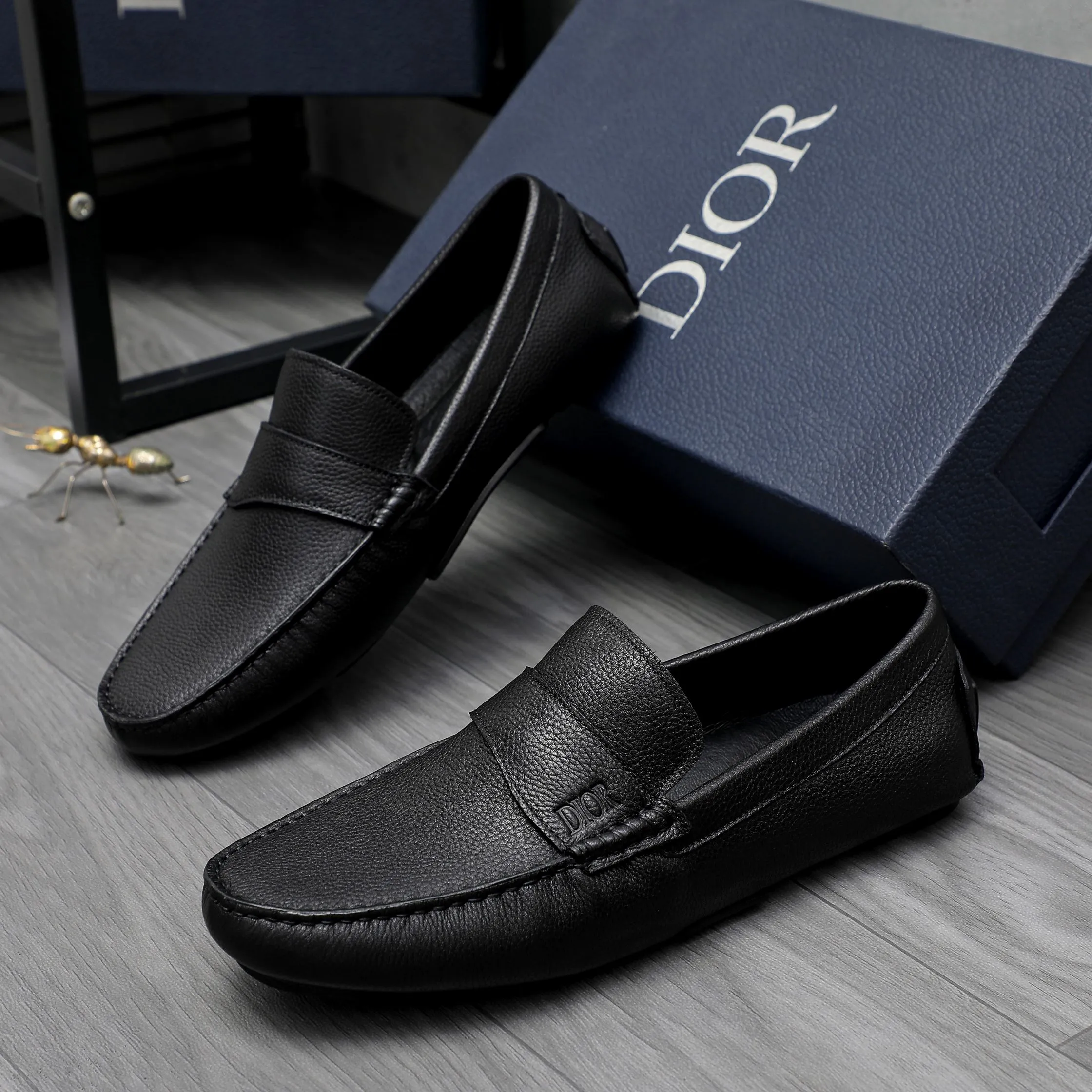 Men's shoes 💰400 Product trademark: Dior "Dior" casual slip-on shoes Regular size: 38-45 (45 is custom-made and non-returnable) Product materials: Selected pebbled cowhide upper, pigskin lining, rubber outsole